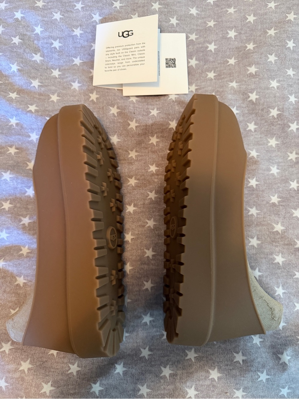 UGG Guard XS NWT / New with box - Picture 4 of 7